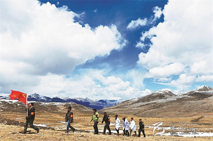 蟲草季，巡行高原的黨員服務隊