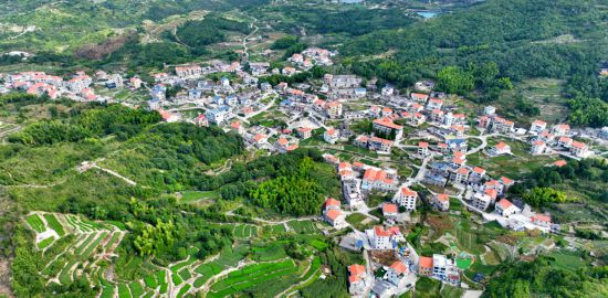 軍營(yíng)村俯瞰。人民網(wǎng)記者 陳博 攝